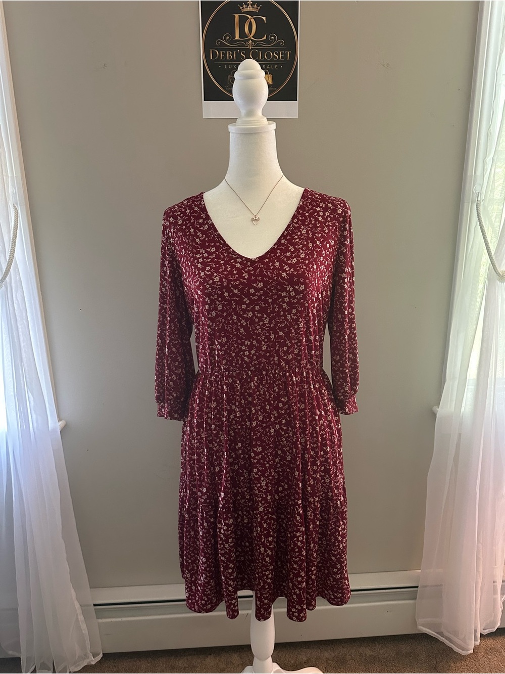 Kaileigh Burgundy Floral V-Neck Midi Dress
